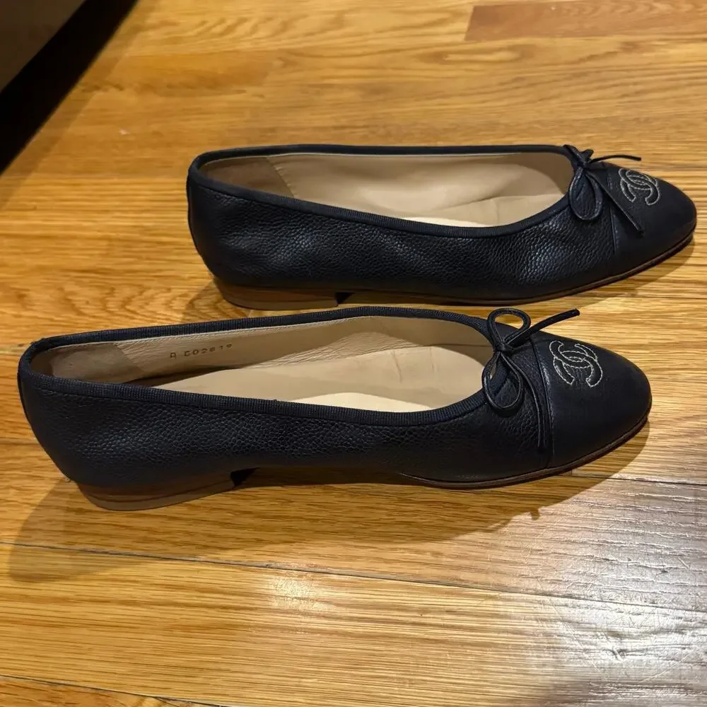 Authentic Chanel 37.5 Dark Navy Blue (Like Black) Ballet Flats Caviar Leather CC